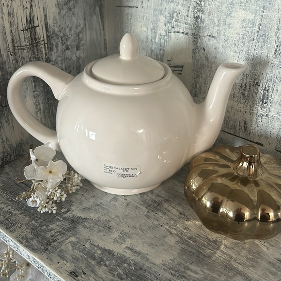 Rae Dunn STEEP tea pot - Picture 4 of 4
